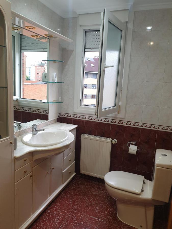Alberto Astur Habitaciones Privadas Mas Cocina Oviedo Buitenkant foto